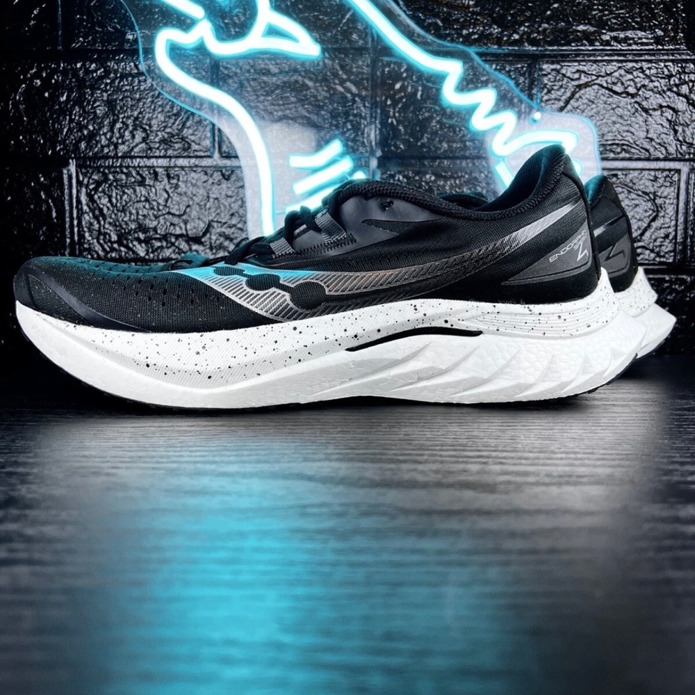 Saucony Endorphin Speed 4 Men’s Marathon Running Plated Shoes Black White - 12 - Picture 3 of 6
